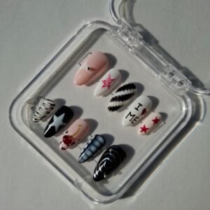 Press on nail23.1.jpg Cherry Voltage⚡