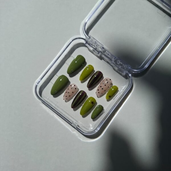 WhatsApp Image 2026-08-12 at 16.04.52 Olive Noir 🫒